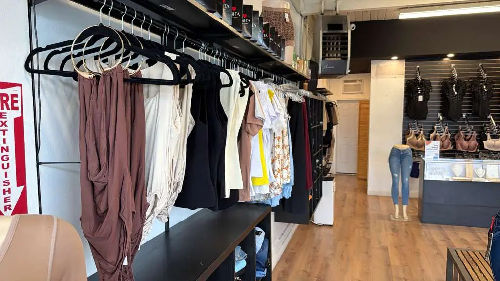 La Venezolana — en tienda
